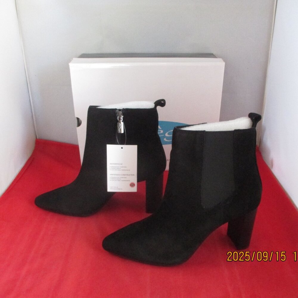 Aqua College Katlyn Waterproof Suede Booties $169 - US Size 9 1/2 - Black - 1339